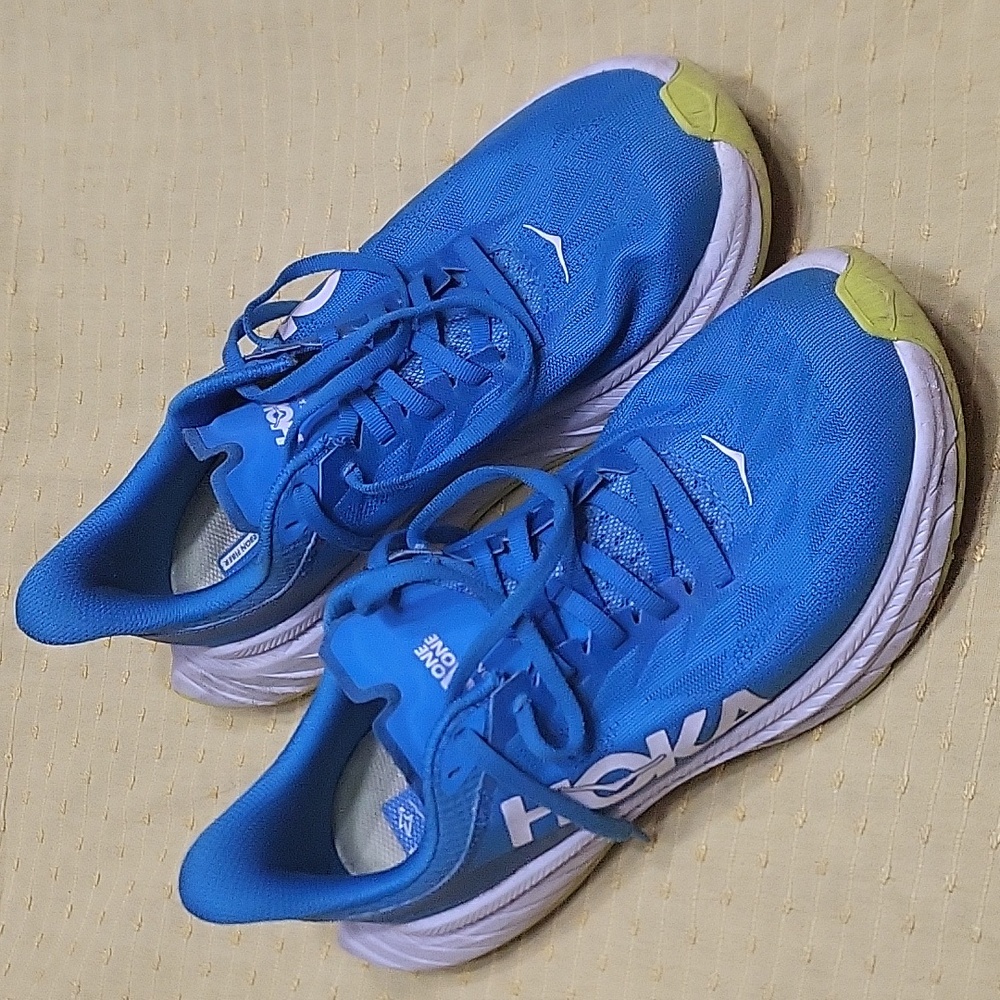 Hoka Carbon X 2